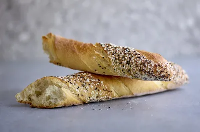 Black & White Twisted Baguette